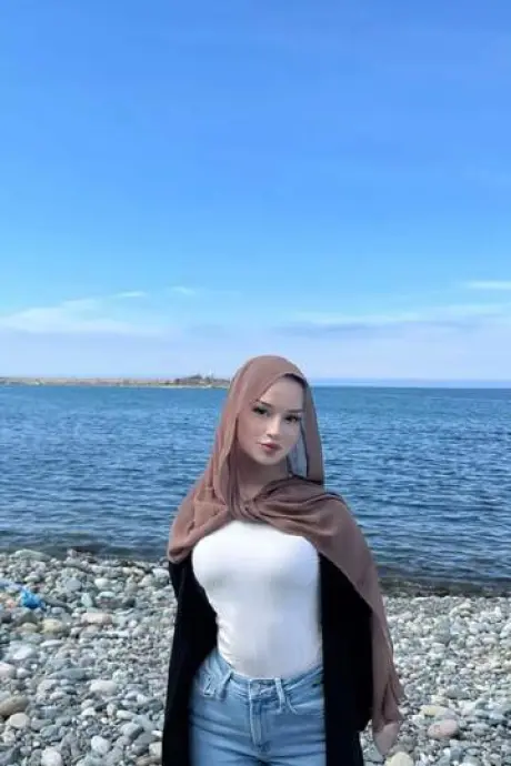 Yağmur Maltepe Escort Bayan Maltepe Escort Yağmur Fotoğrafı (2)