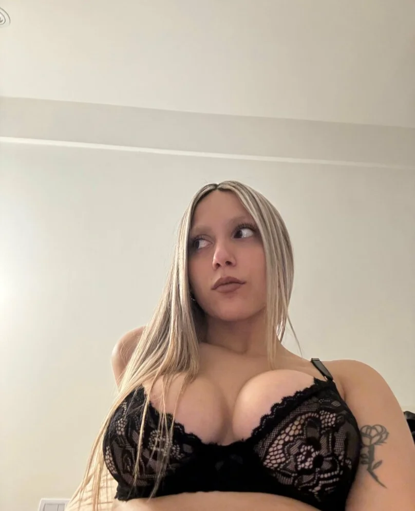 İSTANBUL GENELİ Escort Yaren Fotoğrafı (4)